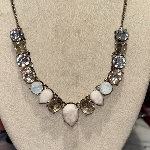 Coastal Neutrals Statement Necklace-Boutique - Picture 3 of 9